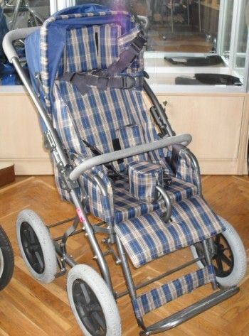  Новая кресло-коляска для детей с нарушением функции опорно-двигательного аппарата 