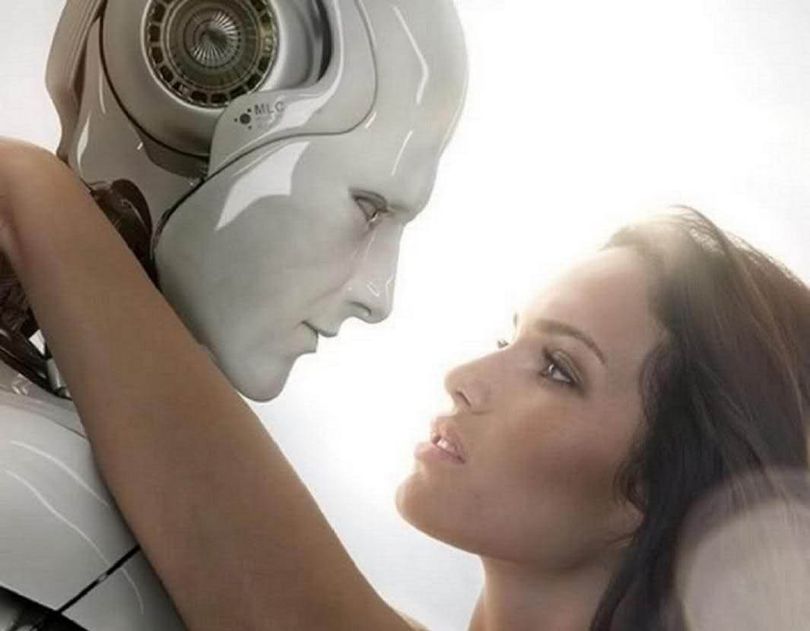 Вслед за роботом-гаишником белорусский конструктор создаст секс-робота для женщин