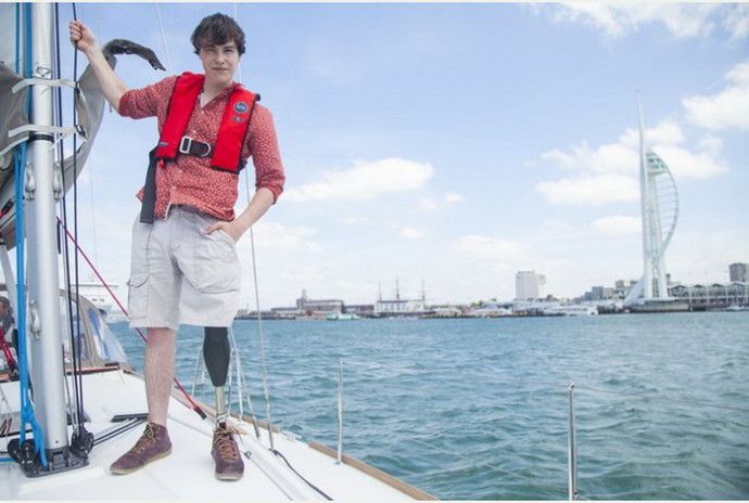 Young sailor gets bionic leg