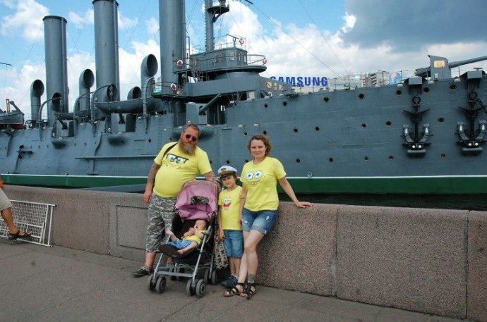 Семья Свешниковых в Санкт-Петербурге