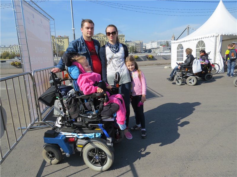 Девочку-инвалида не пустили в самолет в аэропорту Шереметьево