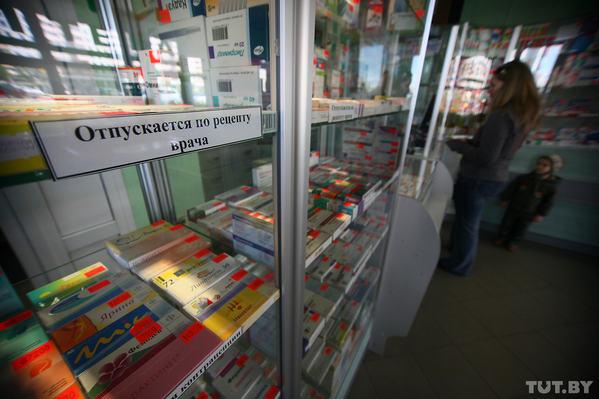 За год на лекарства уходит одна средняя зарплата. Сколько стоит болеть в Беларуси
