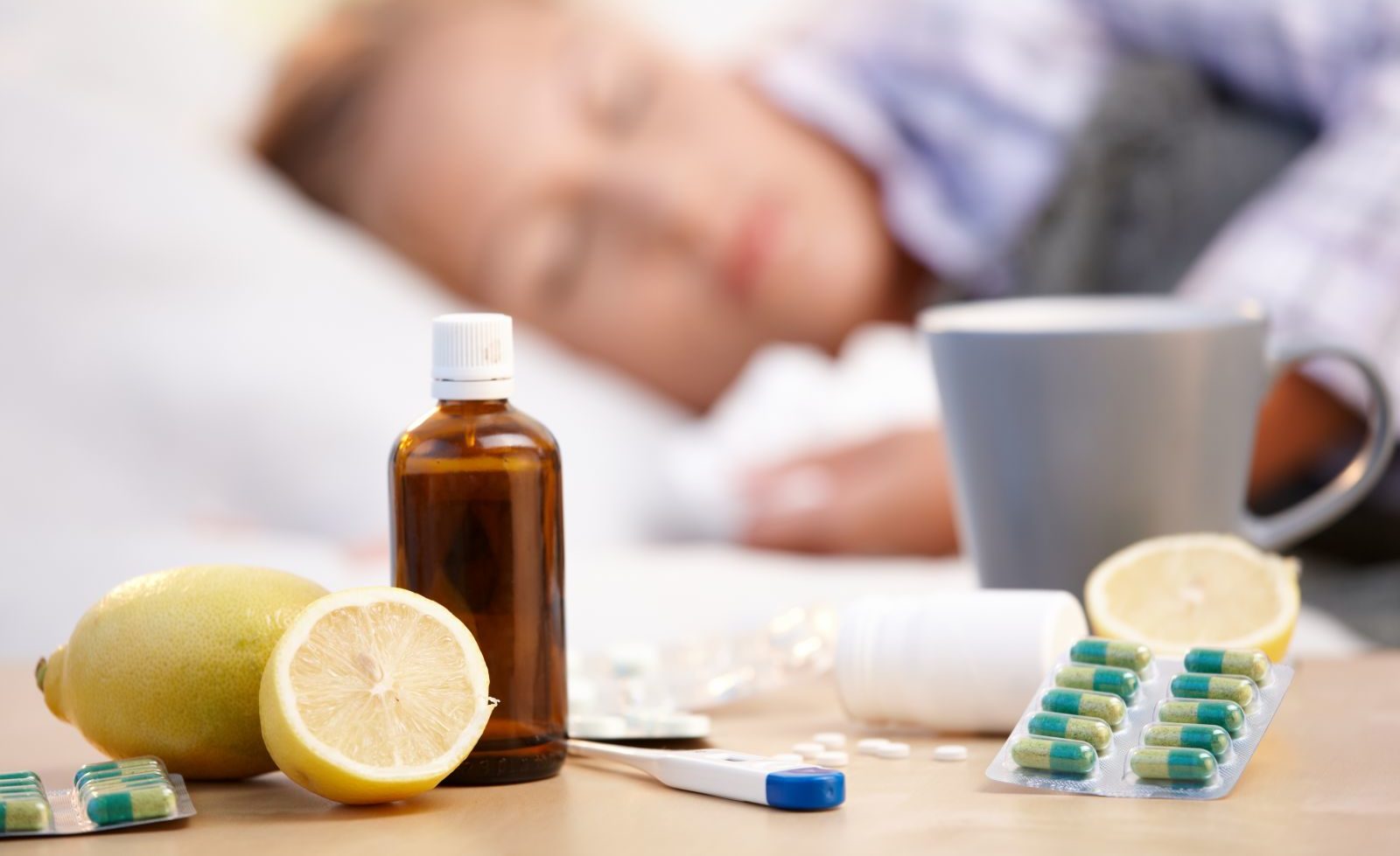 Именно поэтому мы лечим простуду неправильно: 7 мифов о гриппе