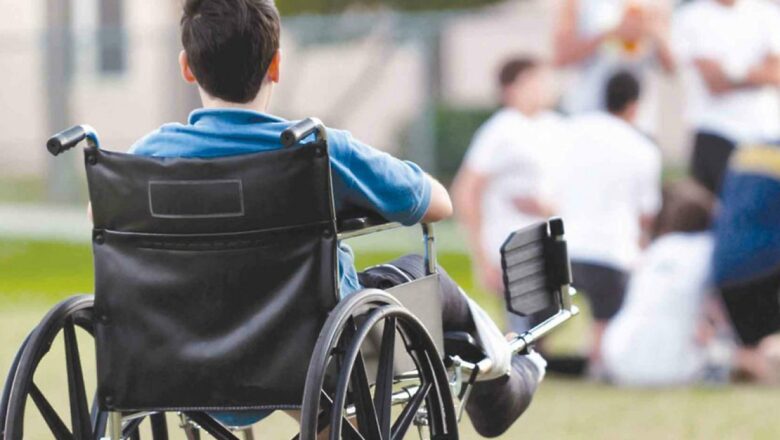 «Почему он на коляске?» Как объяснить ребенку, что такое инвалидность